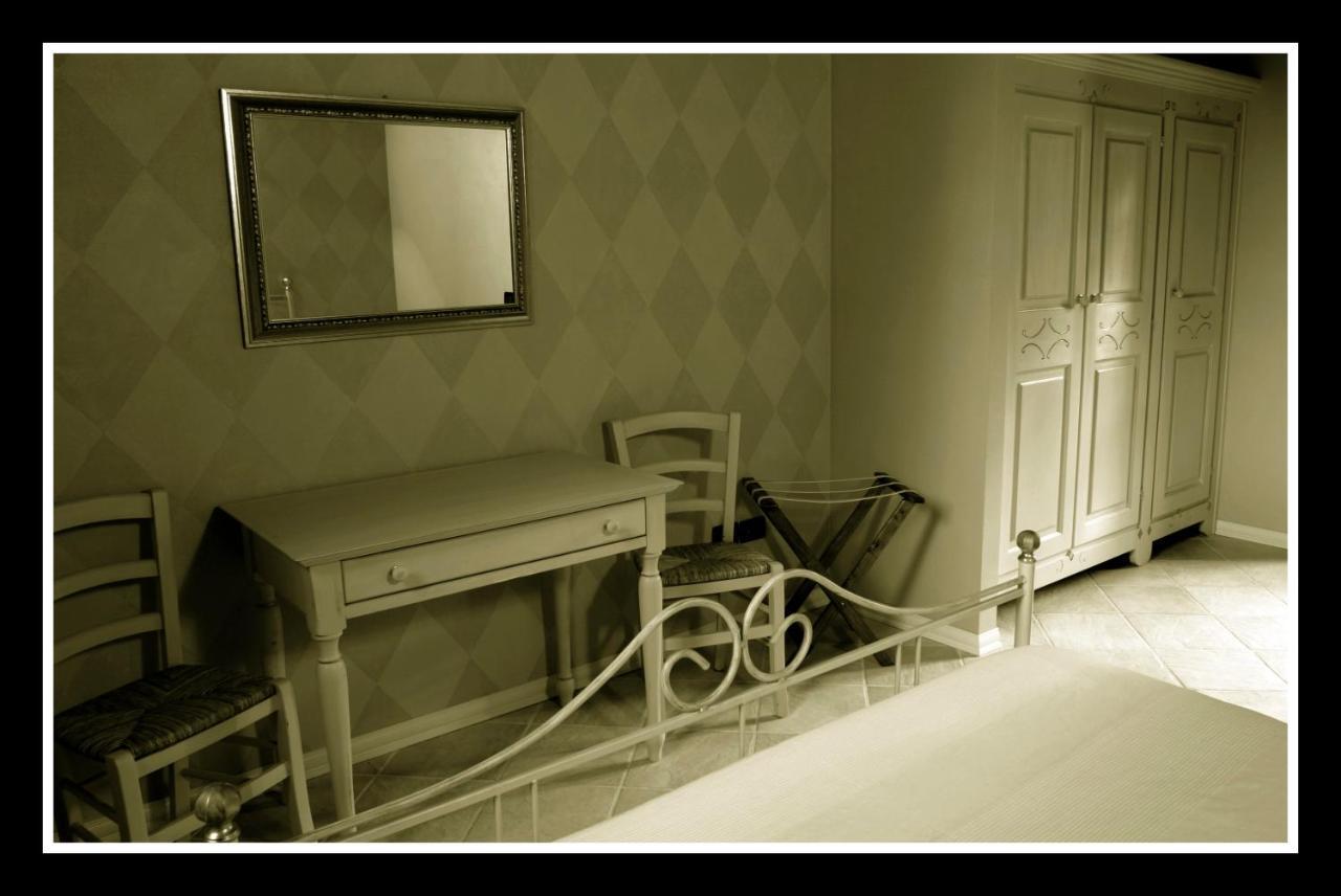 Villa Scati Bed And Breakfast Melazzo 客房 照片